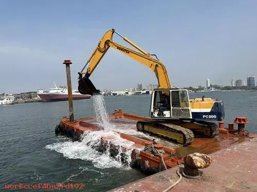 水上工作船:屏東怪手出租-屏東挖土機出租